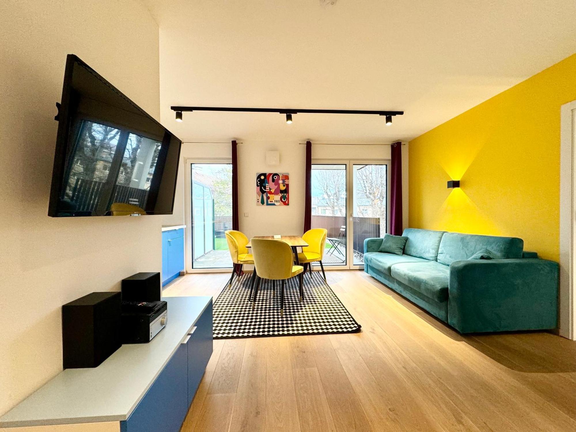 Wohnung Mit Terrasse + Parkplatz 维也纳 外观 照片